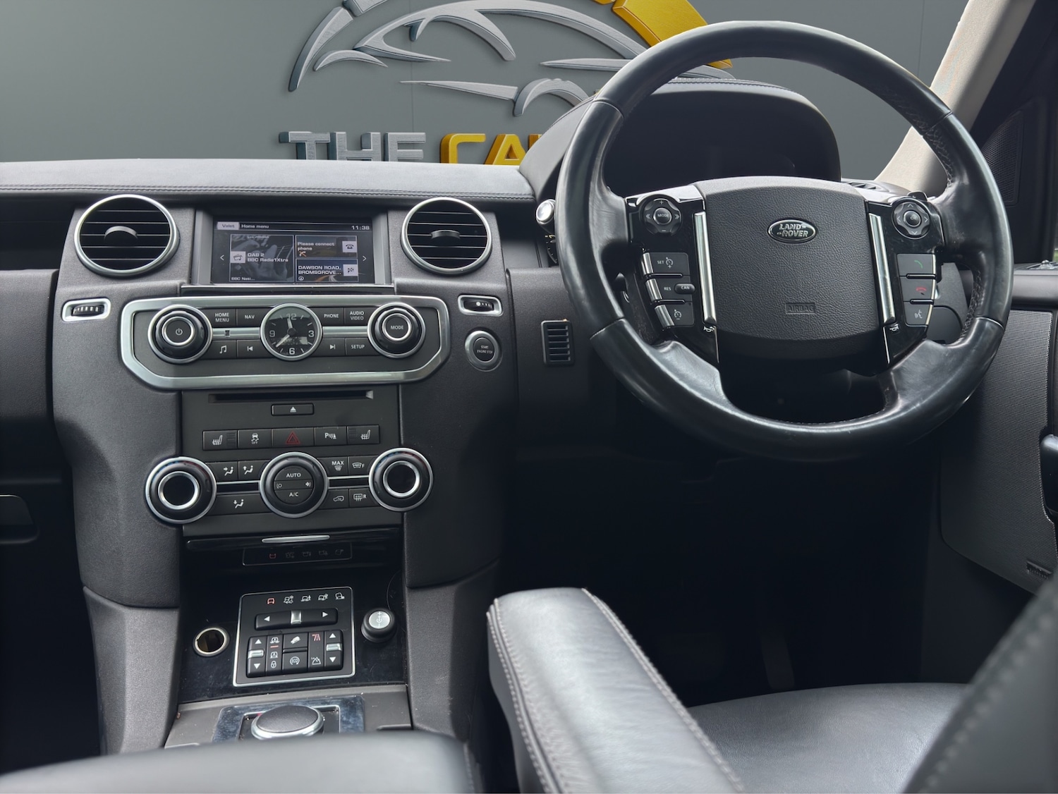 Used Land Rover Discovery 2016 for sale - 76527452: Photo 14