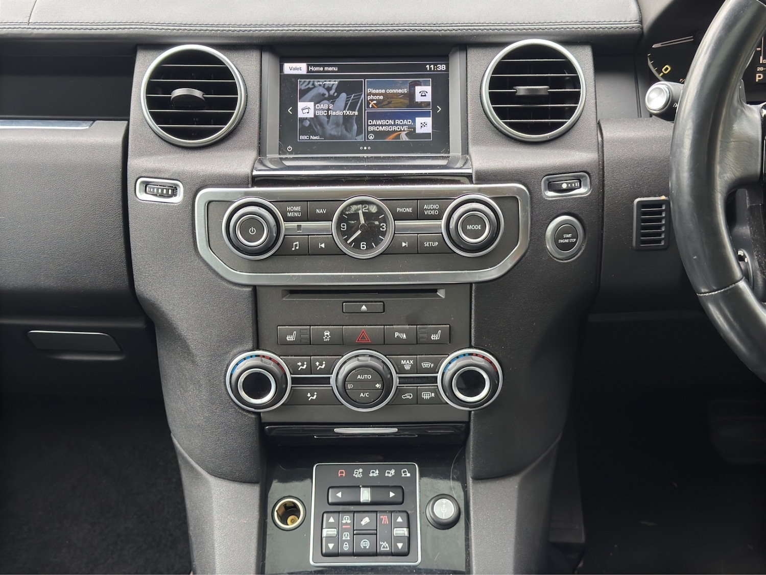 Used Land Rover Discovery 2016 for sale - 76527452: Photo 15