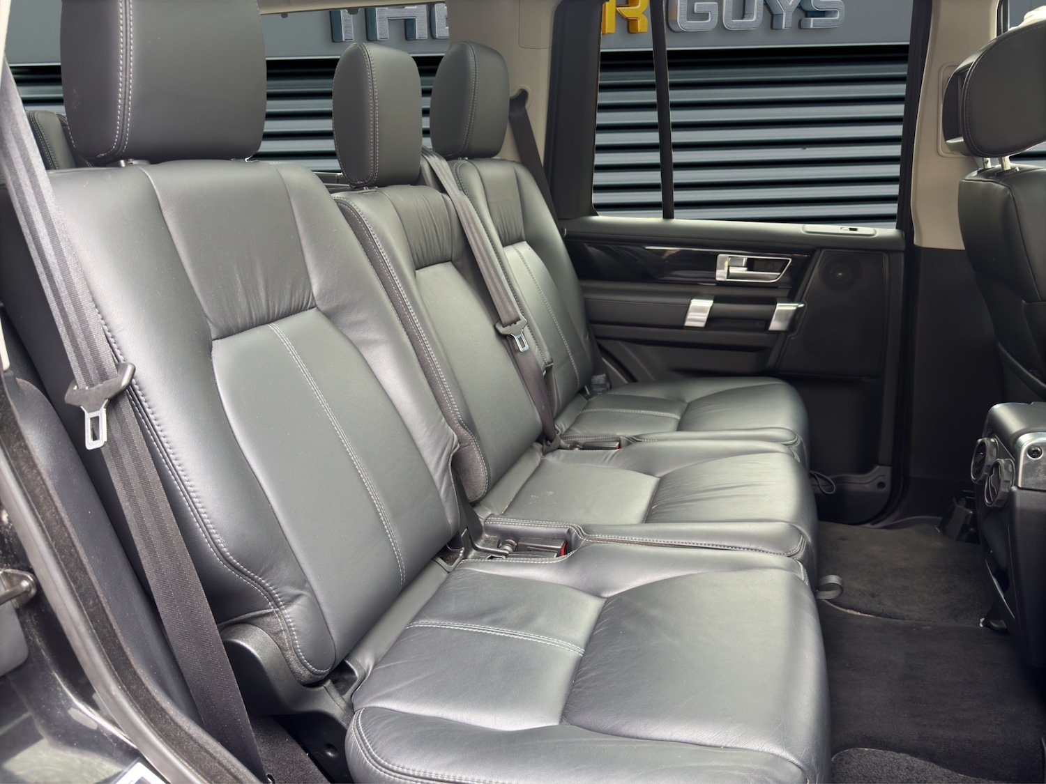 Used Land Rover Discovery 2016 for sale - 76527452: Photo 18