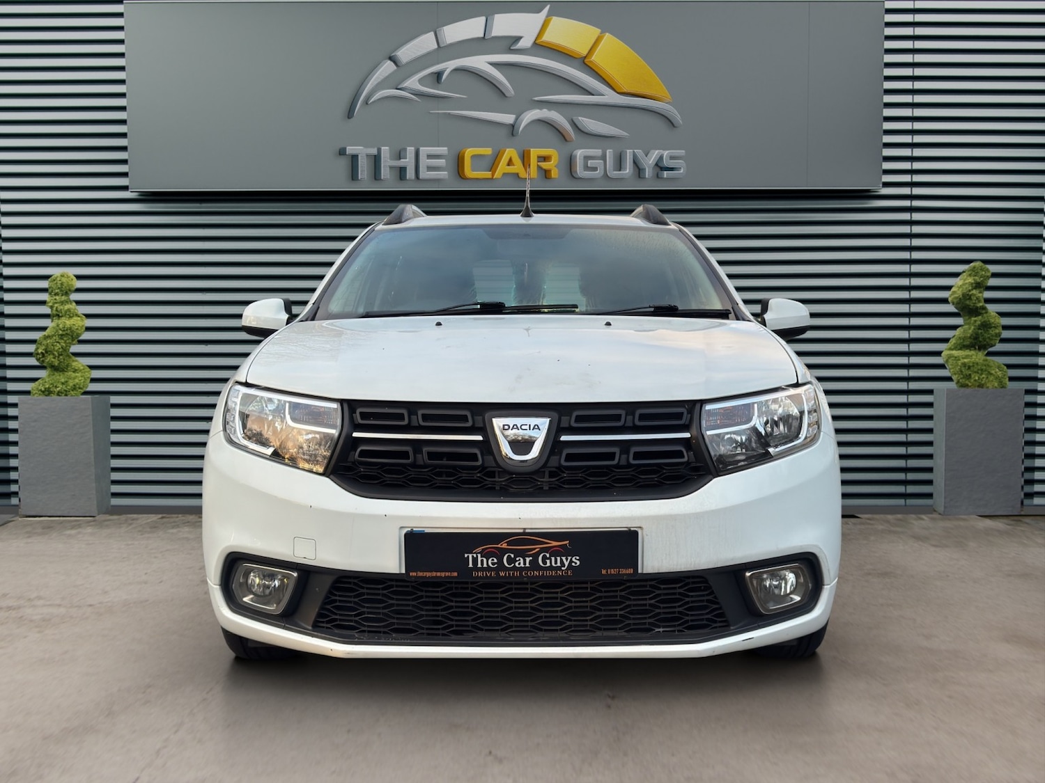 Used Dacia Logan MCV 2017 for sale - 77543360: Photo 2