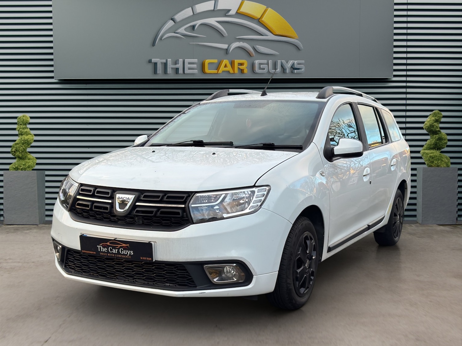 Used Dacia Logan MCV 2017 for sale - 77543360: Photo 3