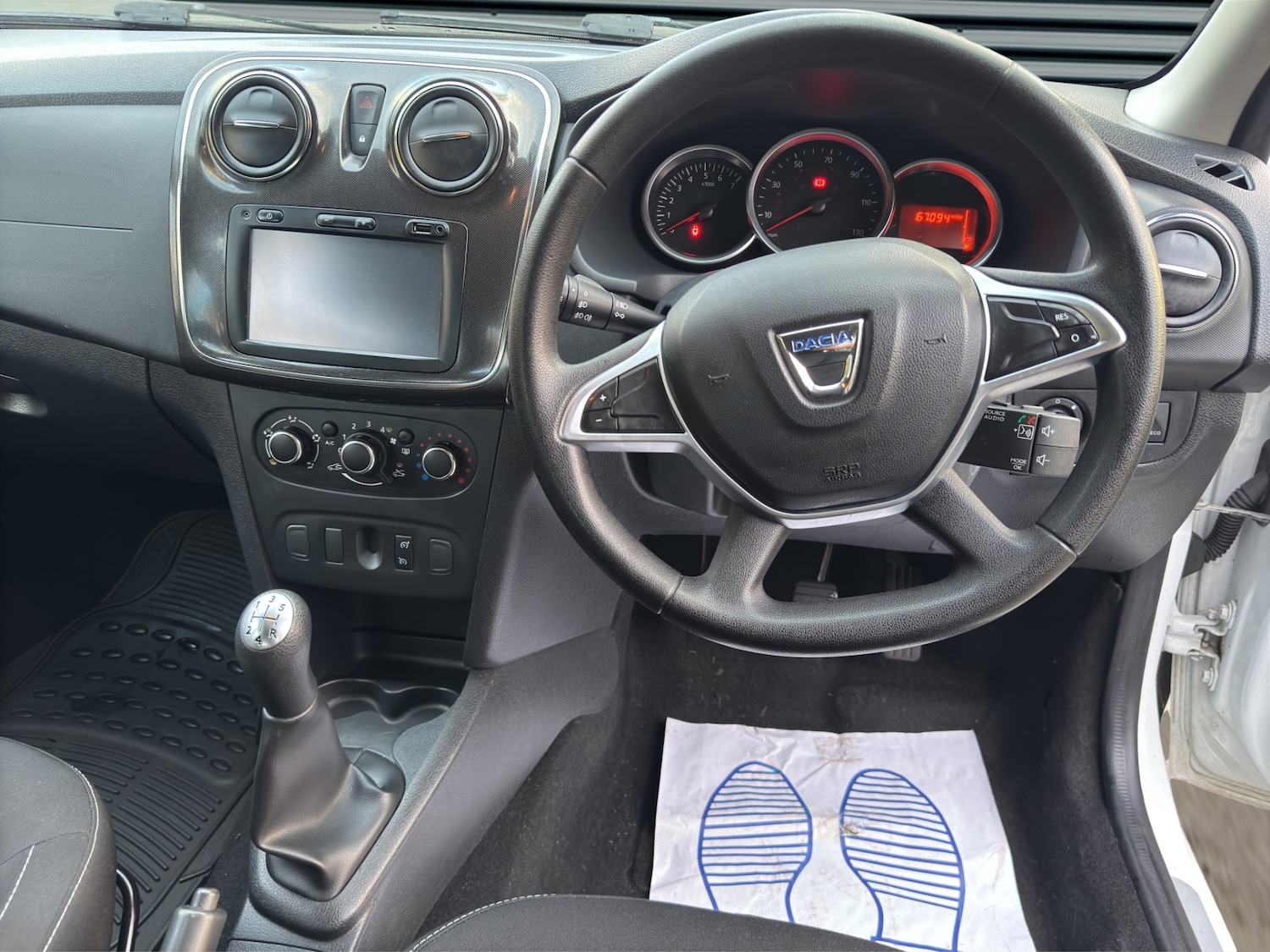 Used Dacia Logan MCV 2017 for sale - 77357493: Photo 10