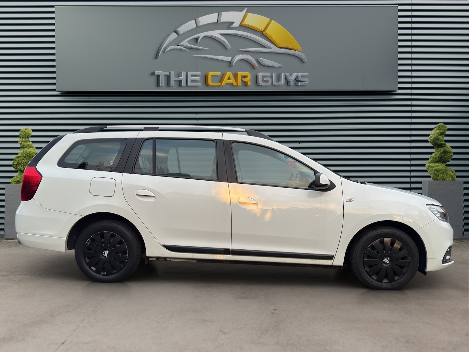 Used Dacia Logan MCV 2017 for sale - 77357493: Photo 7