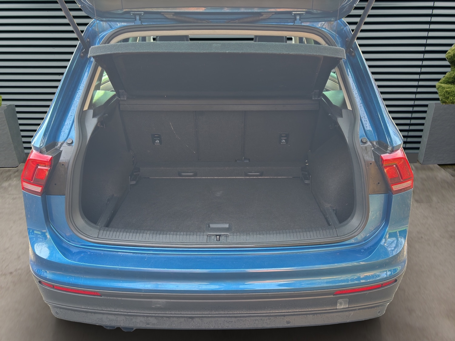 Used Volkswagen Tiguan 2016 for sale - 76571436: Photo 28