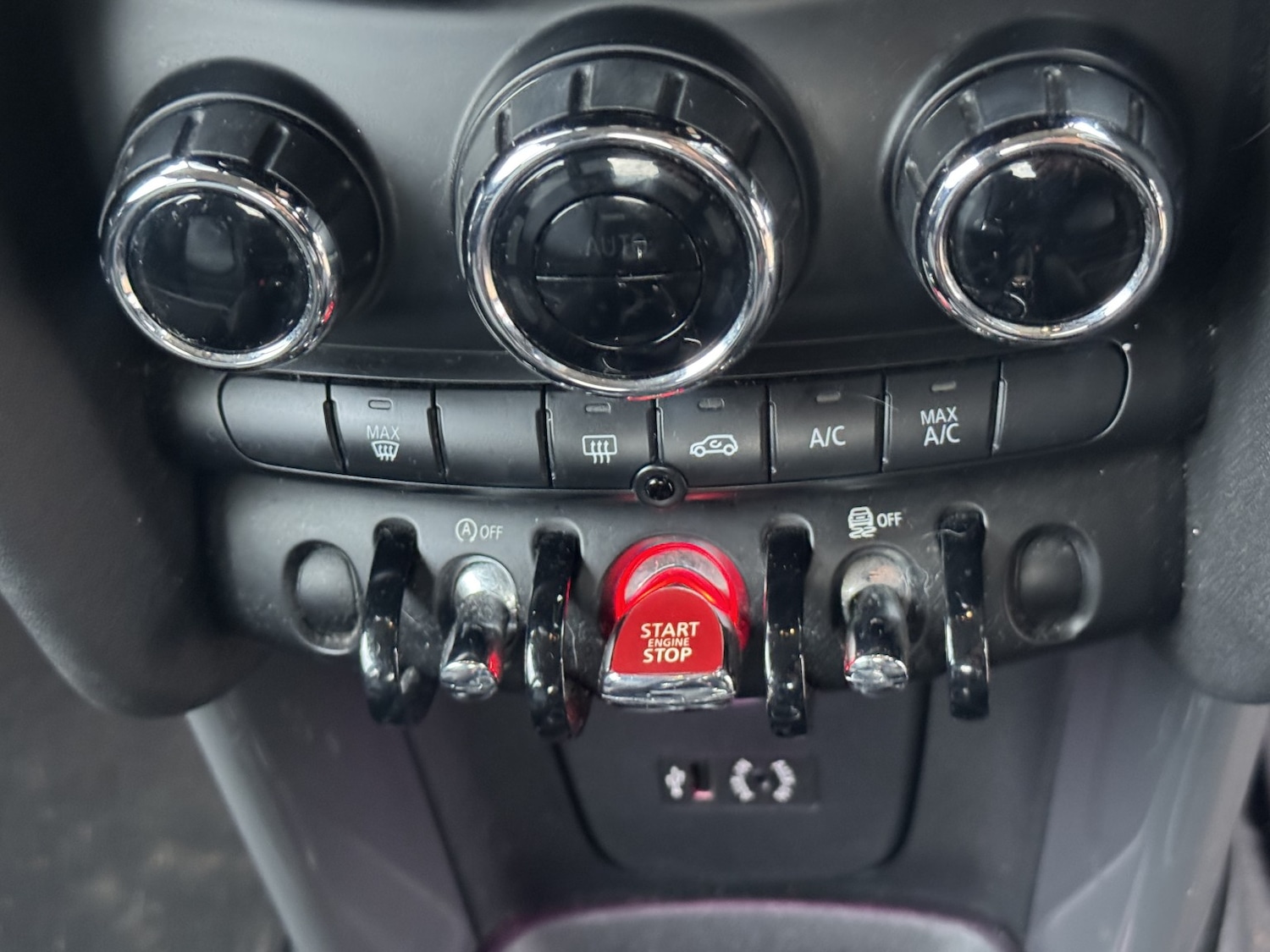 Used MINI Hatch 2017 for sale - 77662177: Photo 12