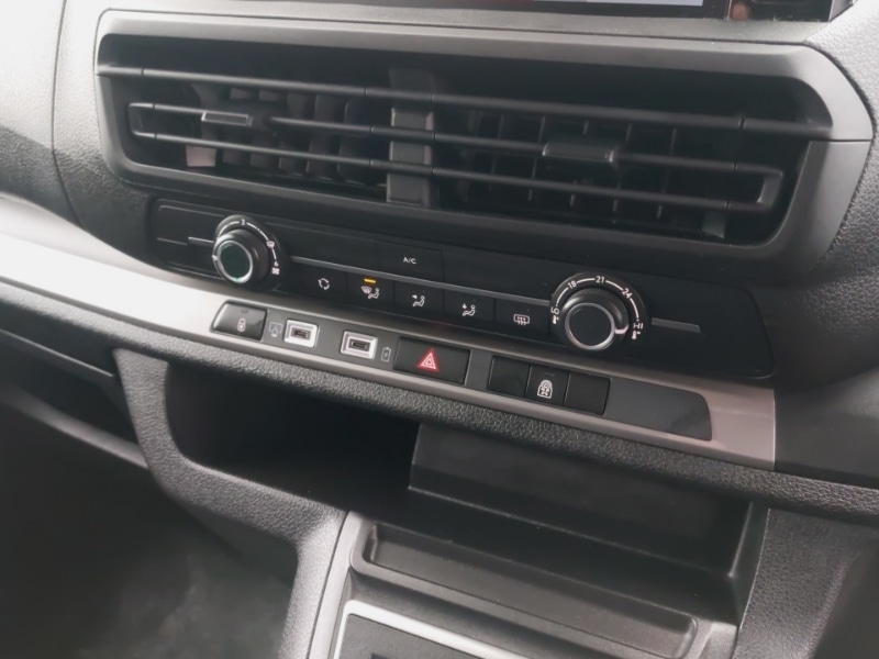 Used Vauxhall Vivaro Life 2024 for sale - 77522556: Photo 18