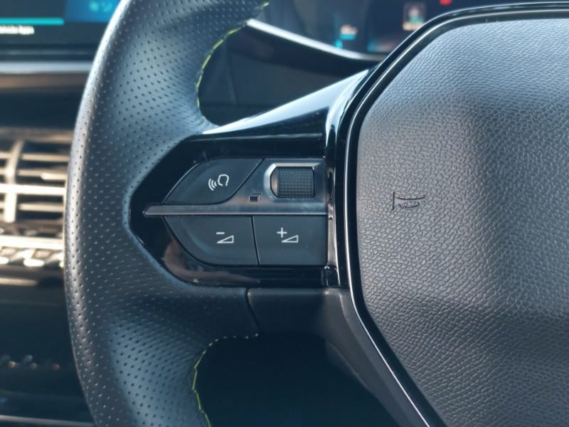 Used Peugeot 2008 2023 for sale - 77963994: Photo 13