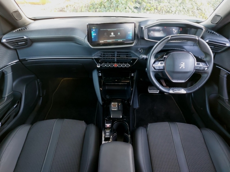 Used Peugeot 2008 2023 for sale - 77963994: Photo 2