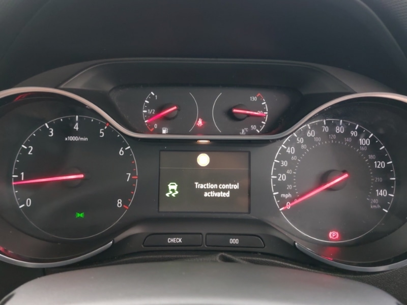 Used Vauxhall Crossland X 2019 for sale - 76397376: Photo 16