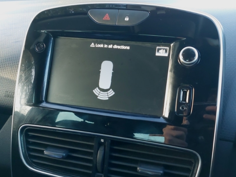 Used Renault Clio 2019 for sale - 77352940: Photo 11