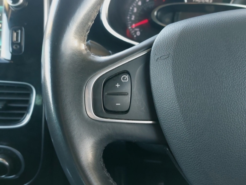 Used Renault Clio 2019 for sale - 77352940: Photo 13