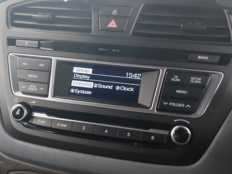 Used Hyundai i20 2015 for sale - 77453842: Photo 10