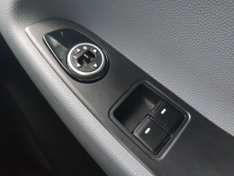 Used Hyundai i20 2015 for sale - 77453842: Photo 17