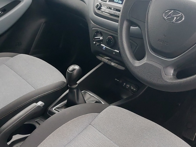 Used Hyundai i20 2015 for sale - 77453842: Photo 19