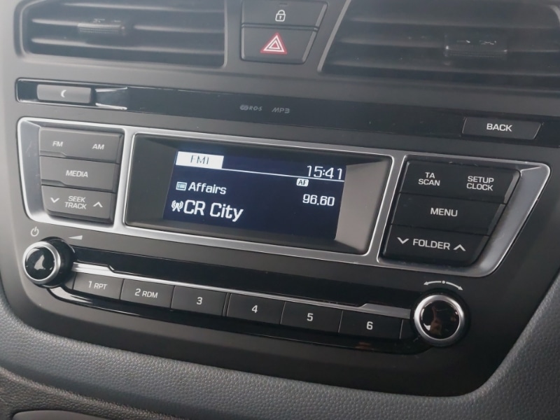 Used Hyundai i20 2015 for sale - 77453842: Photo 7