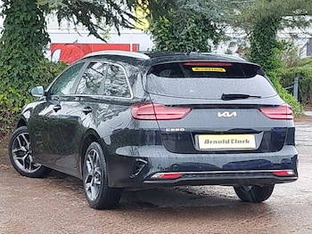 Used Kia Ceed 2023 for sale - 78269023: Photo