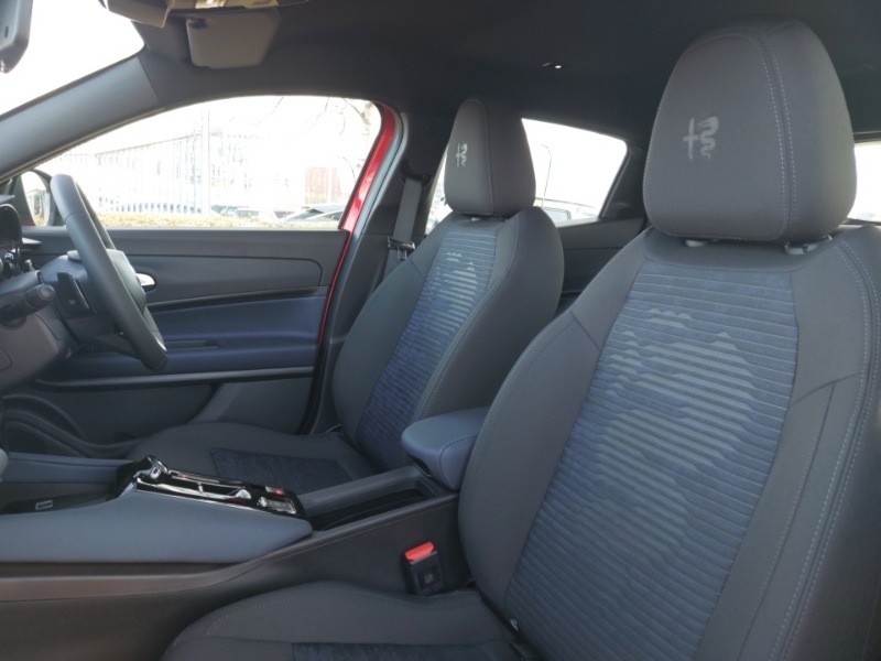 Used Alfa Romeo Junior 2025 for sale - 77663903: Photo 18