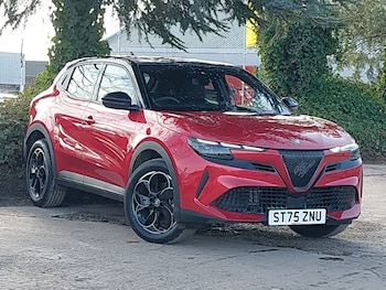 Used Alfa Romeo Junior 2025 for sale - 77663903: Photo