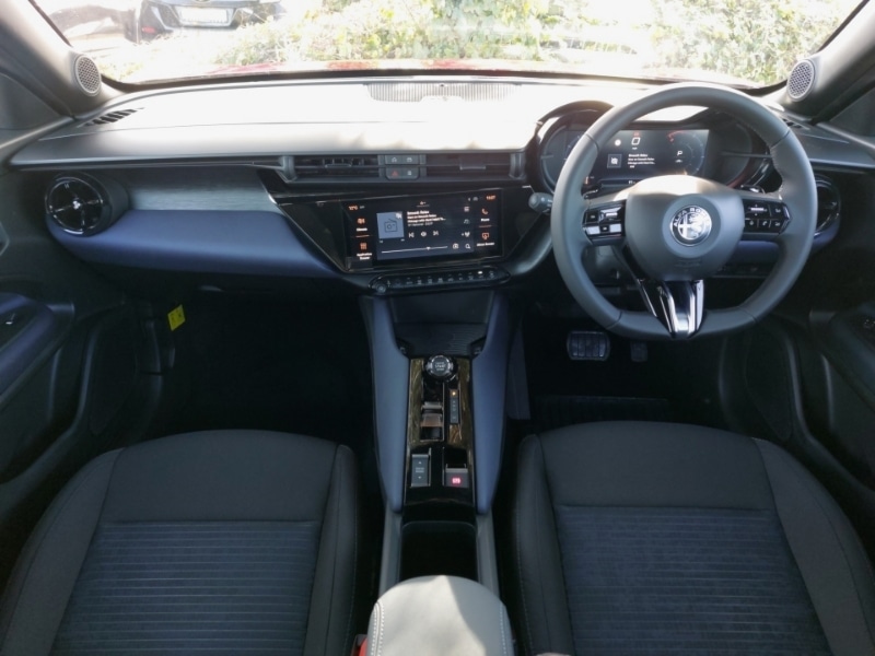 Used Alfa Romeo Junior 2025 for sale - 77663903: Photo 2