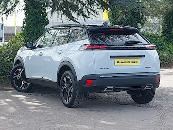 Used Peugeot 2008 2025 for sale - 78312304: Photo