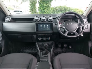 Used Dacia Duster 2023 for sale - 75775277: Photo