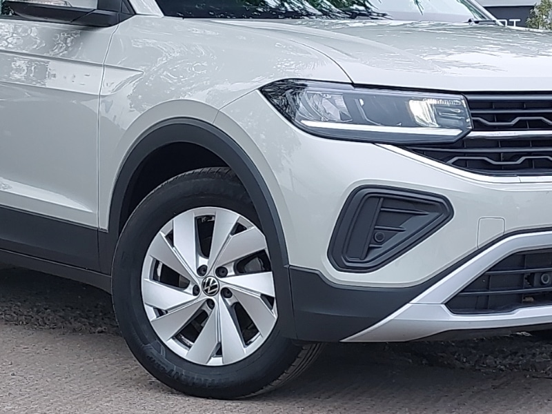 Used Volkswagen T-Cross 2025 for sale - 76309019: Photo 9