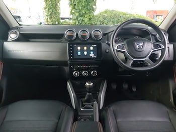 Used Dacia Duster 2022 for sale - 76331731: Photo