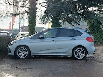 Used BMW 2 Series 2019 for sale - 77343333: Photo