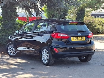 Used Ford Fiesta 2018 for sale - 79489630: Photo