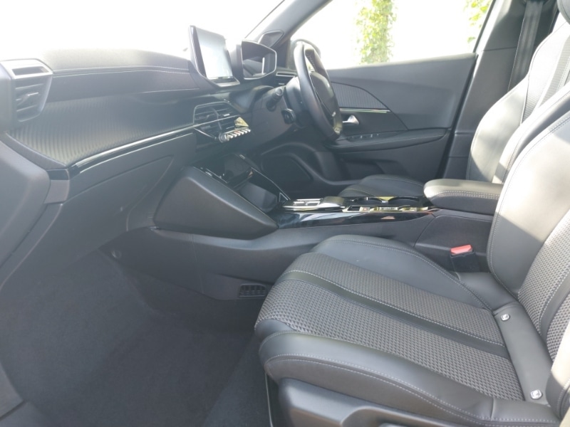 Used Peugeot 2008 2023 for sale - 78164462: Photo 5