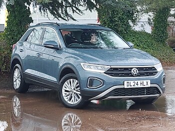 Used Volkswagen T-Roc 2024 for sale - 77337948: Photo