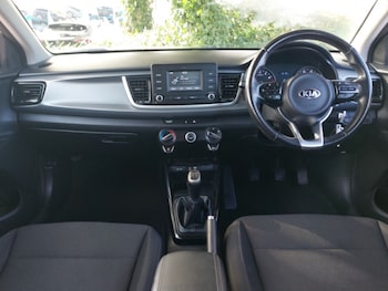 Used Kia Rio 2017 for sale - 76054891: Photo 2