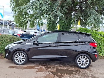 Used Ford Fiesta 2018 for sale - 78740582: Photo