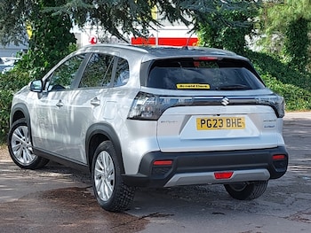 Used Suzuki SX4 S-Cross 2023 for sale - 76238314: Photo 3