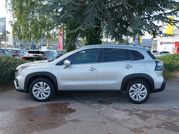 Used Suzuki SX4 S-Cross 2023 for sale - 76238314: Photo 4