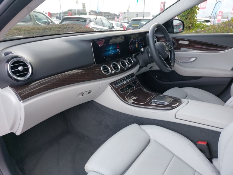 Used Mercedes-Benz E Class 2022 for sale - 77579990: Photo 5