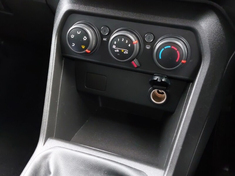 Used Dacia Sandero 2023 for sale - 77908011: Photo 16