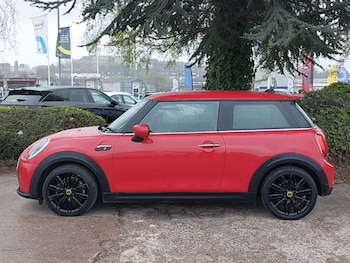 Used MINI Hatch 2023 for sale - 78327306: Photo