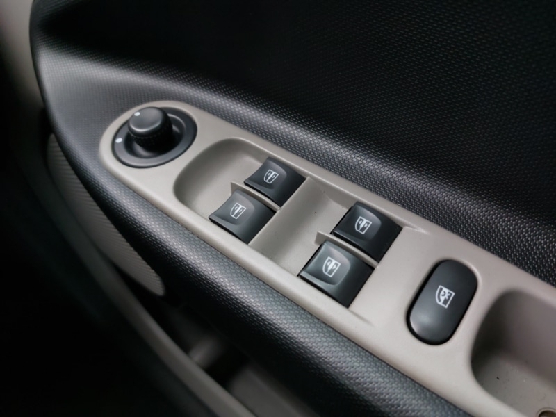 Used Renault Zoe 2014 for sale - 77644387: Photo 16