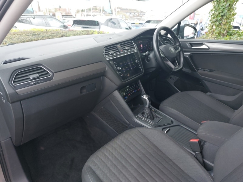 Used Volkswagen Tiguan Allspace 2023 for sale - 78125548: Photo 5