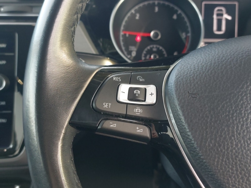 Used Volkswagen Touran 2018 for sale - 77579989: Photo 13