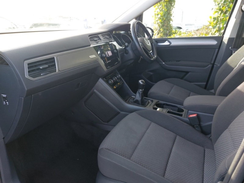 Used Volkswagen Touran 2018 for sale - 77579989: Photo 5