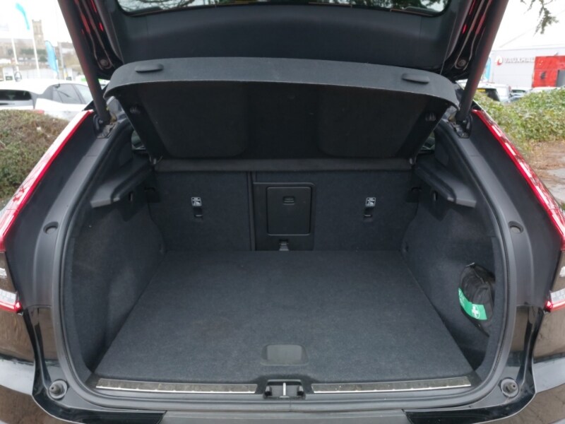 Used Volvo C40 2023 for sale - 77956840: Photo 8