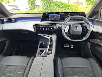 Used Peugeot 5008 2025 for sale - 79157669: Photo