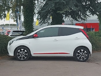 Used Toyota AYGO 2019 for sale - 76129925: Photo 4