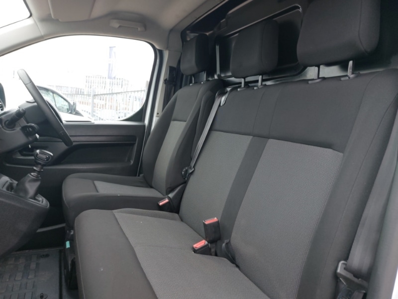 Used Vauxhall Vivaro 2023 for sale - 77657016: Photo 18