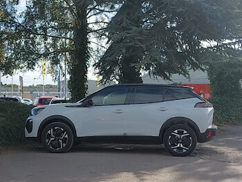 Used Peugeot 2008 2024 for sale - 75939673: Photo