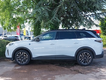 Used Peugeot 5008 2025 for sale - 78660906: Photo