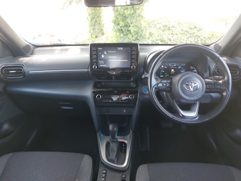 Used Toyota Yaris Cross 2022 for sale - 75926252: Photo