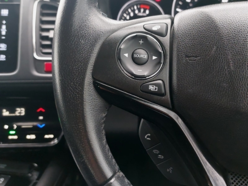 Used Honda HR-V 2018 for sale - 77623132: Photo 13